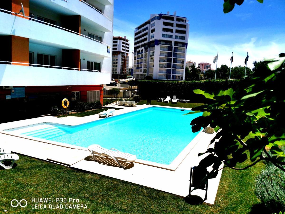 Apartamento Jeni Residencia Flamingo Portimão Εξωτερικό φωτογραφία